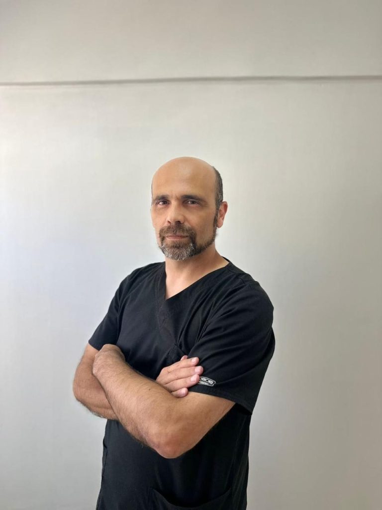 KINESIOLOGO PROFESOR